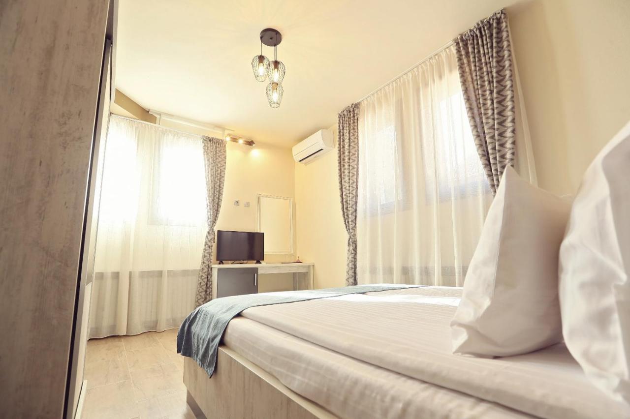 Dezire Guesthouse Băile Unu Mai Exteriér fotografie